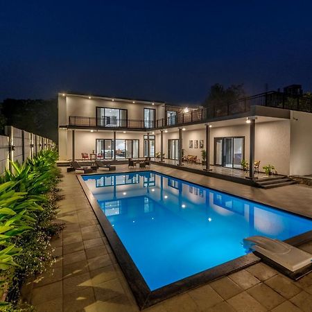 Saffronstays Mayfair Gardens 4 Bedroom Petfriendly Pool Villa Alibag Luaran gambar